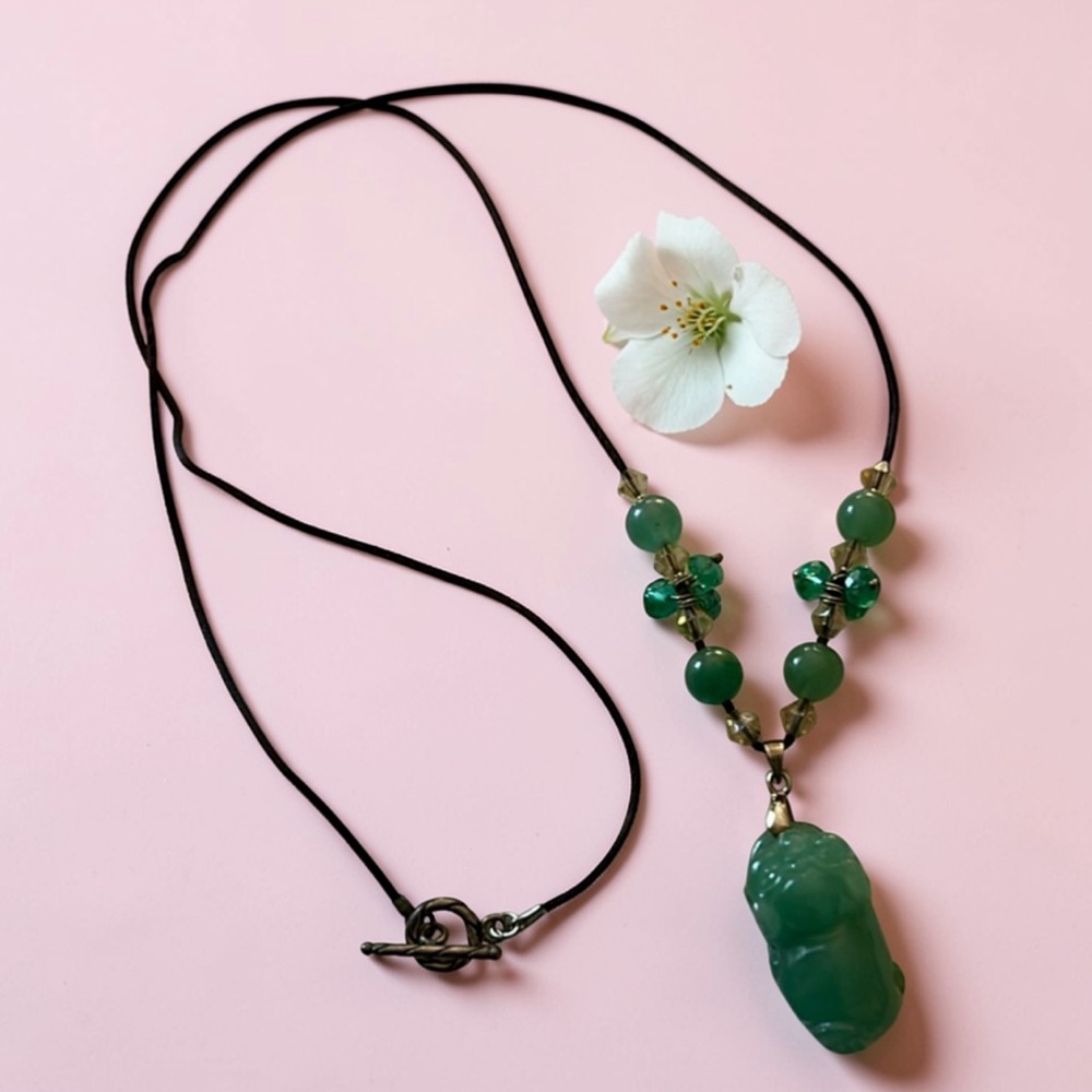Vintage China Genuine Jade Carved Pig Pendant Necklace with Jade Beads/Crystals